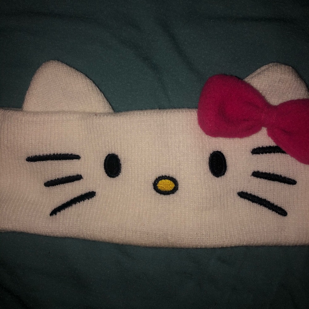 Hello kitty accessory - Picture 3 of 4